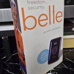 Elle Wearable Charger - Black